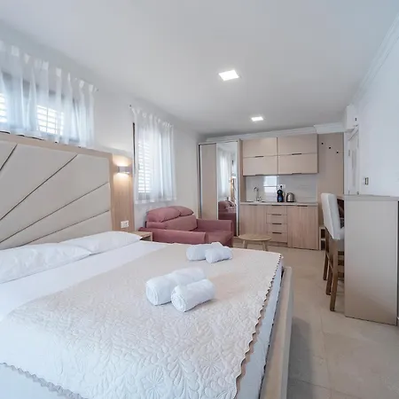 Apartments Mary Будва Экстерьер фото