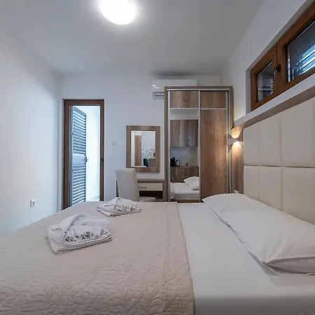 Apartments Mary Будва Экстерьер фото
