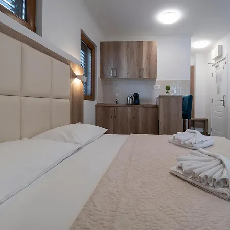 Apartments Mary Будва Экстерьер фото